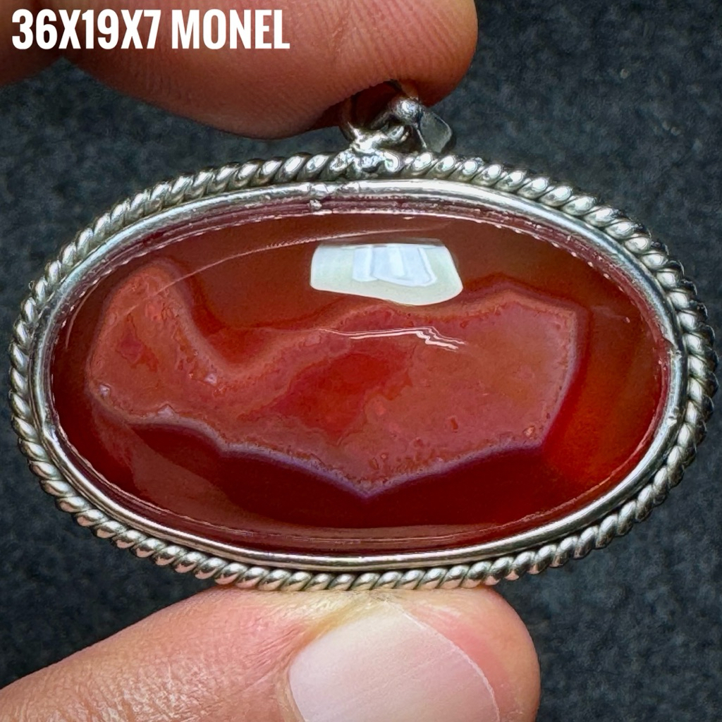 Liontin Batu Akik Natural Motif Ikan