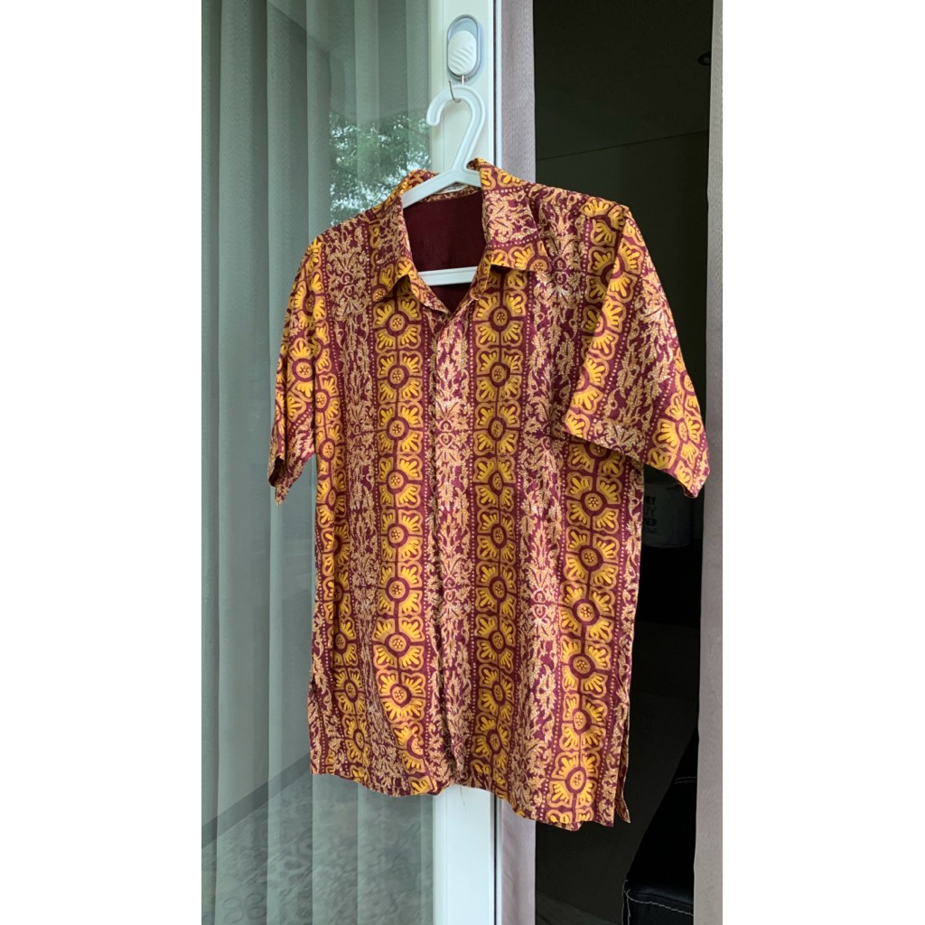 Preloved Kemeja Batik Jogja Pria Lengan Pendek