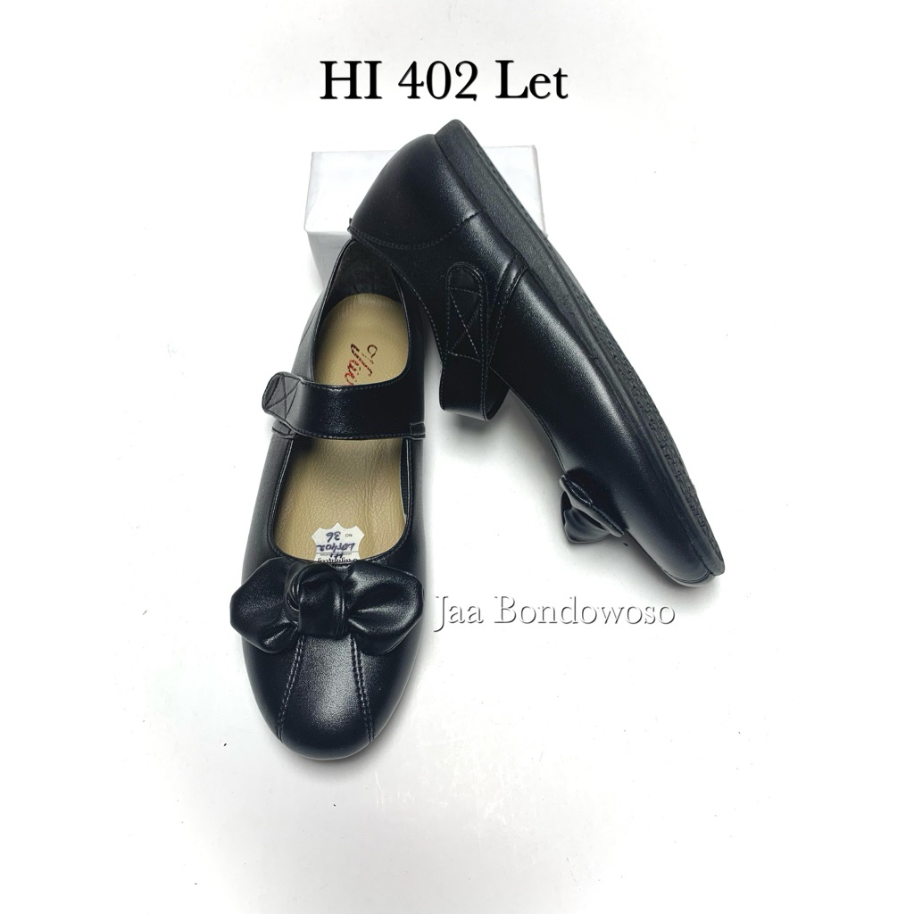 Vavali Sepatu Pantofel Hitam untuk Pelajar Wanita Varian HI 402 let heel 2cm Bahan PVC