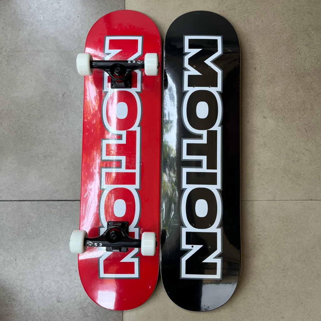 Fullset skateboard motion