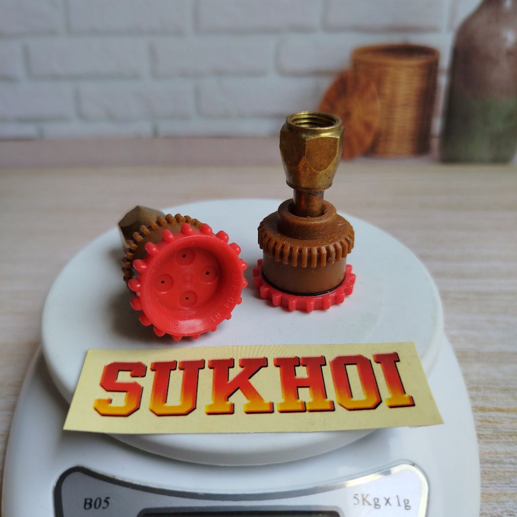 NOZZLE SPRAYER MALAYSIA 4 LUBANG / NOZZLE LURUS SPRAYER ELEKTRIK ( malaysia kombinasi )