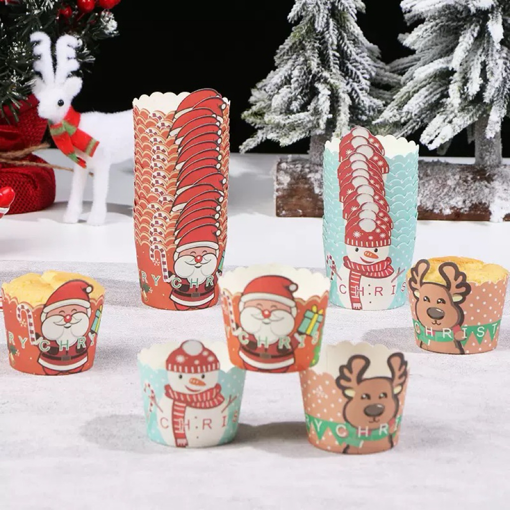 [7001-XMAS] Cup Kue Kertas Natal | Cupcake Muffin Liner Motif Santa Snowman Reindeer – Unibox.id