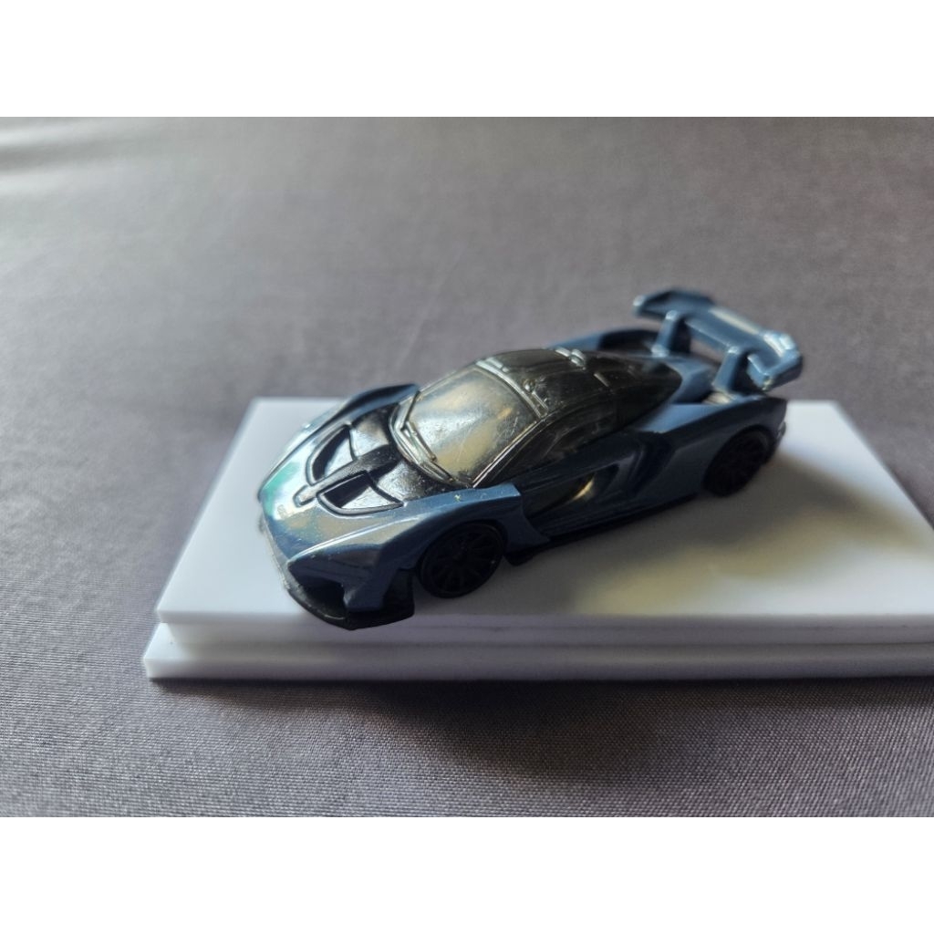 HotWheels Loose McLaren Senna