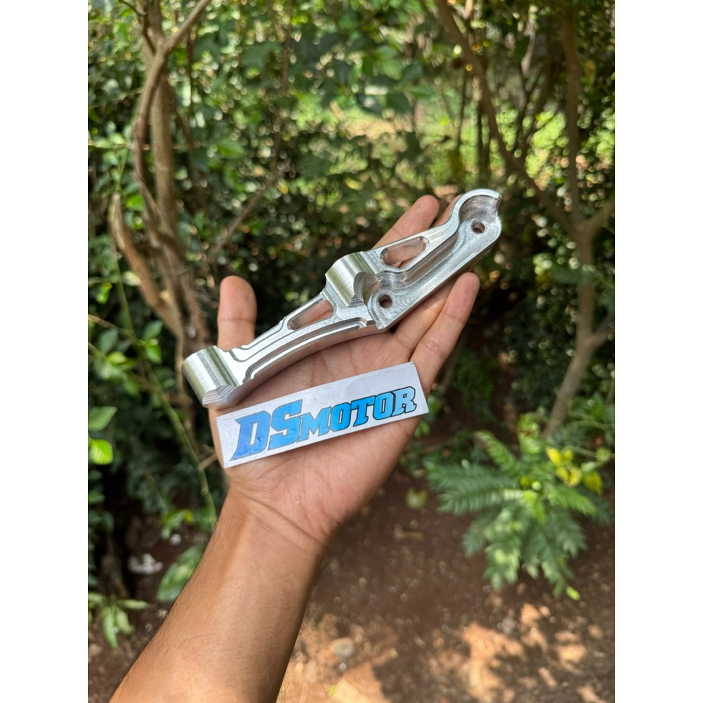 breket kaliper frando 4P 4piston depan ninjaR ninjaSS ninjaRR mio fizR nouvo jupiterZ disc 220mm 260