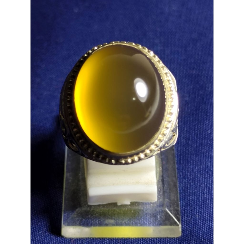 Natural Chalcedony / Batu Cempaka