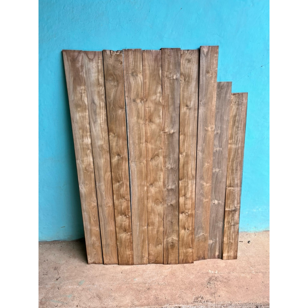 Papan kayu jati perhutani