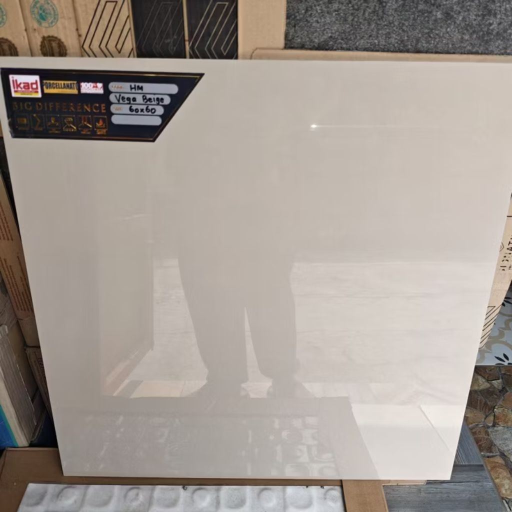 Granit lantai vega beige 60x60 | cream polos | Glossy