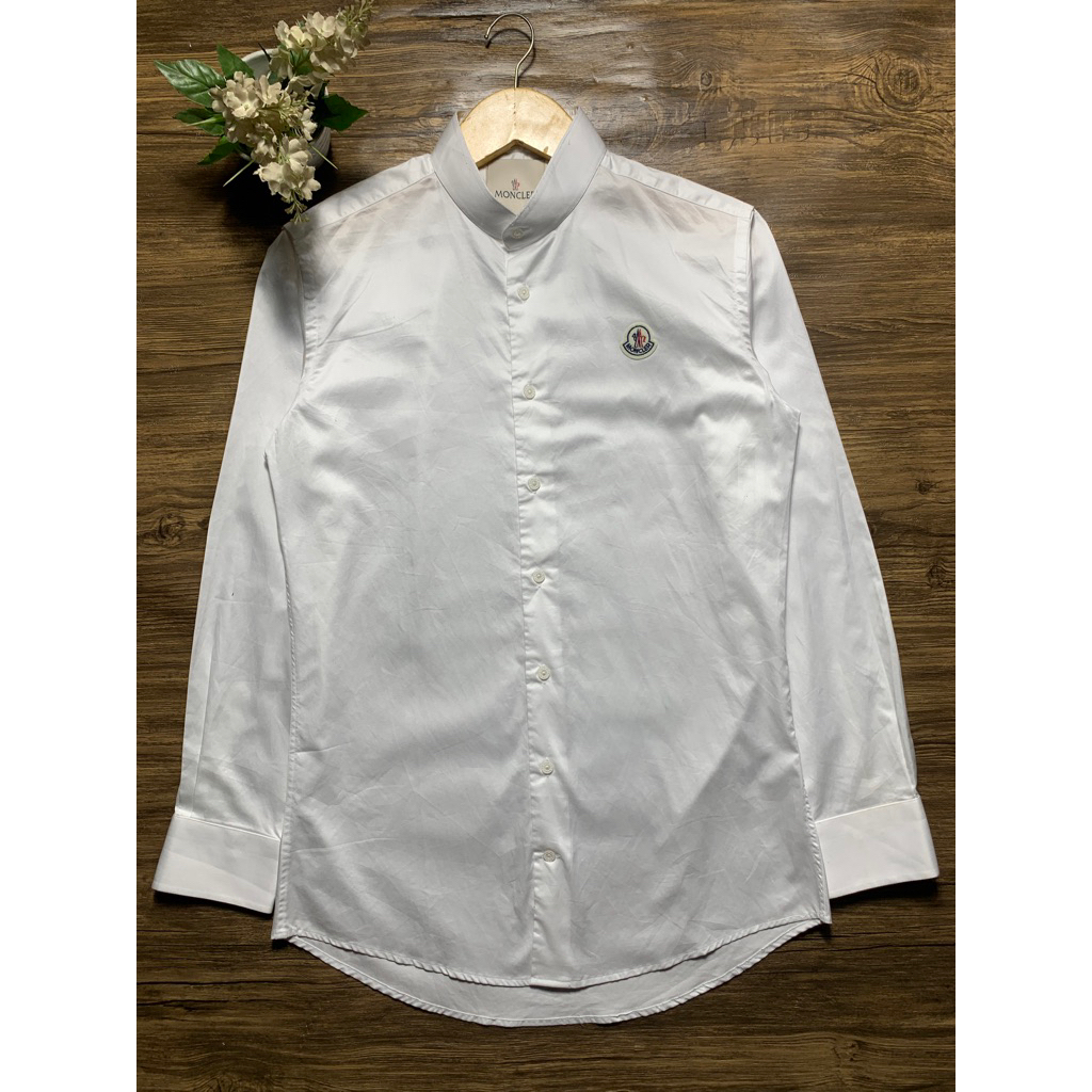 Kemeja Moncler Sanghai