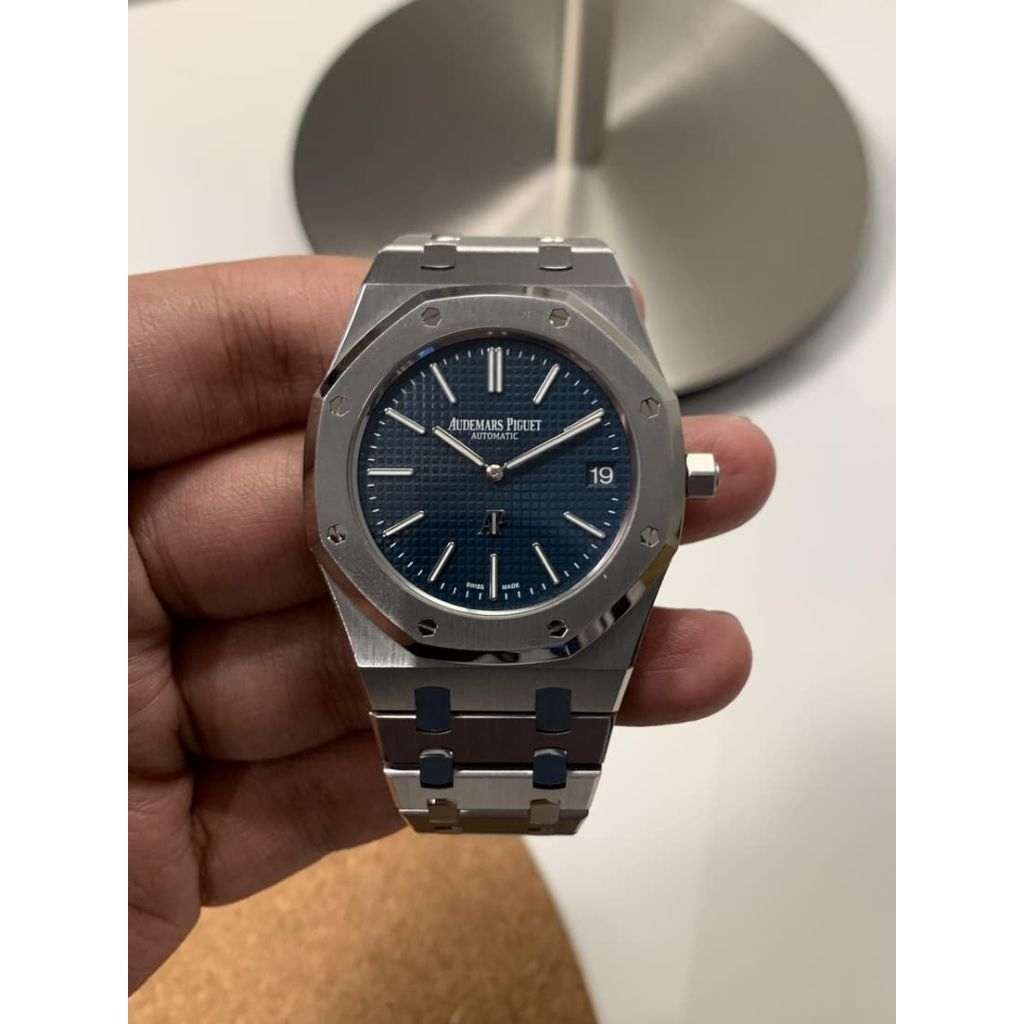 JAM TANGAN AP ROYAL OAK EXTRA THIN BLUE DIAL AUTOMATIC