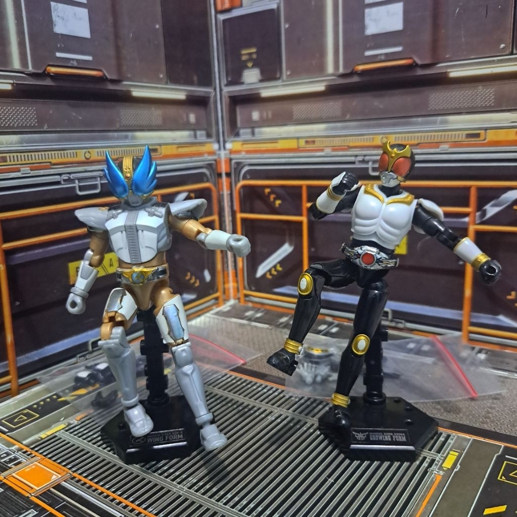 SODO Kamen Rider Kuuga Growing Form dan Den-O Wing Form