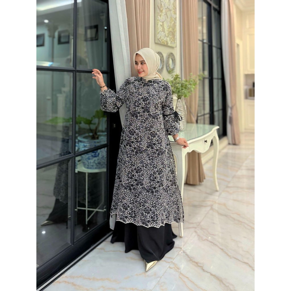 Gamis Malaysia  Organza Milky  Bordir mix  full furing armanisilk Retliting belakang  tangan karet a