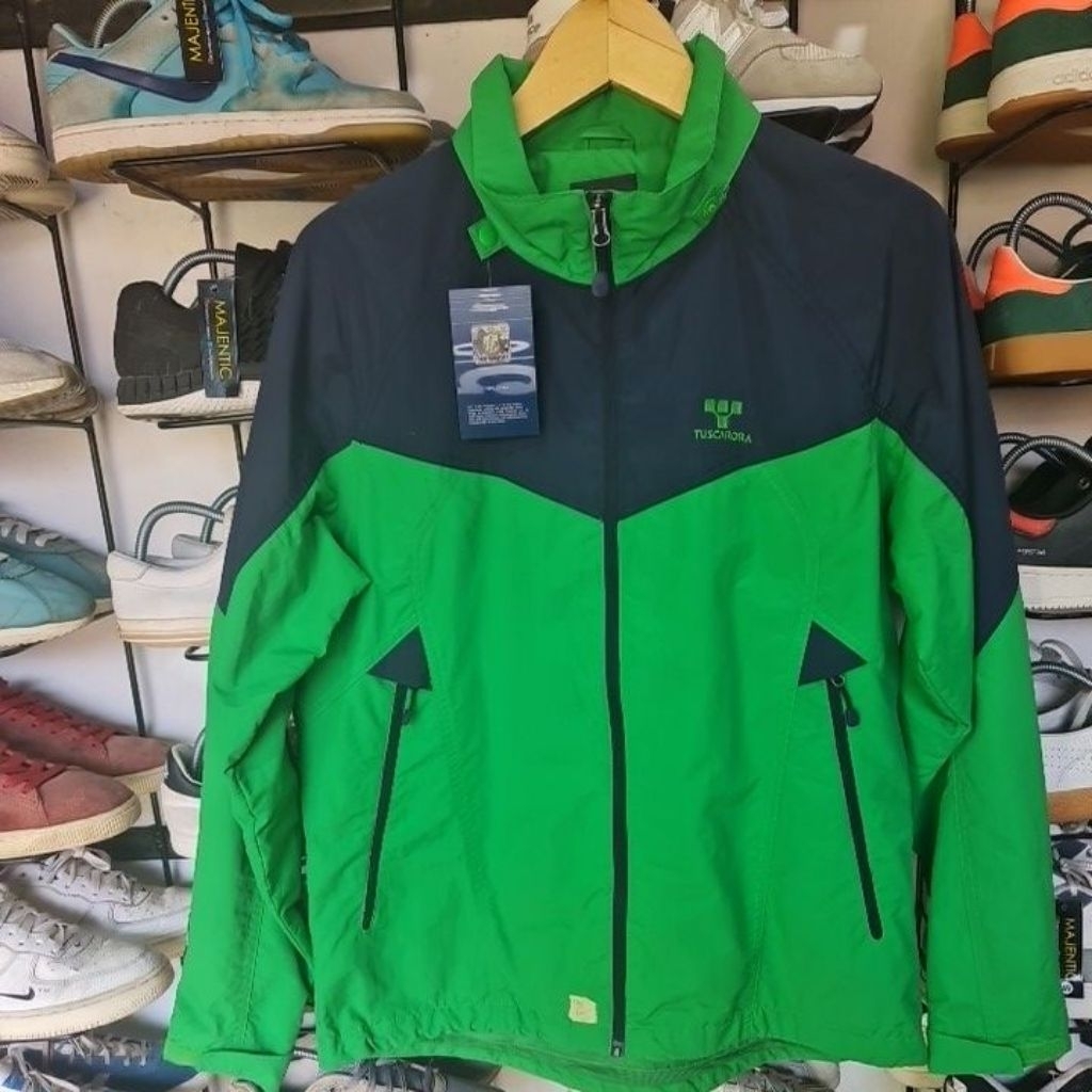 JAKET OUTDOOR SECOND