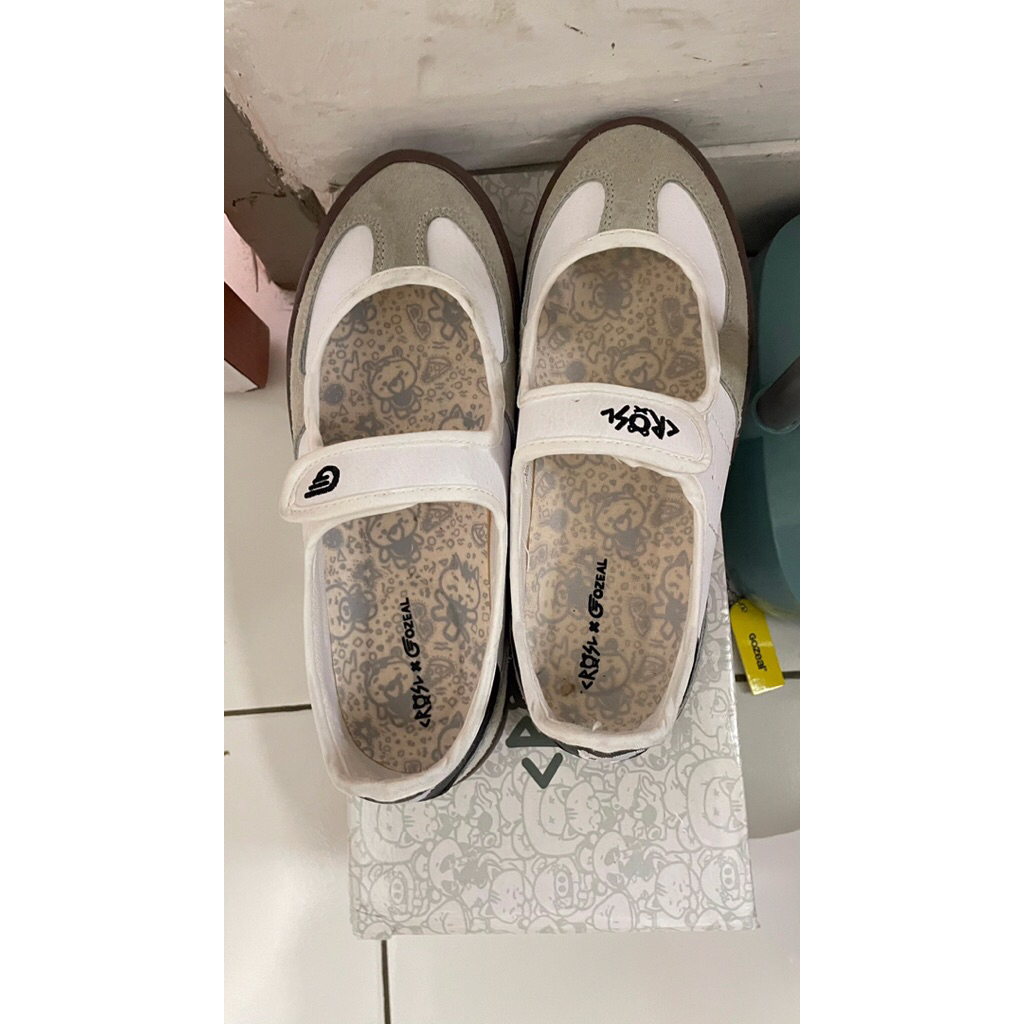 Crsl x Gozeal | Shoes | Folyde | Sepatu Mary Jane | Casual Wanita