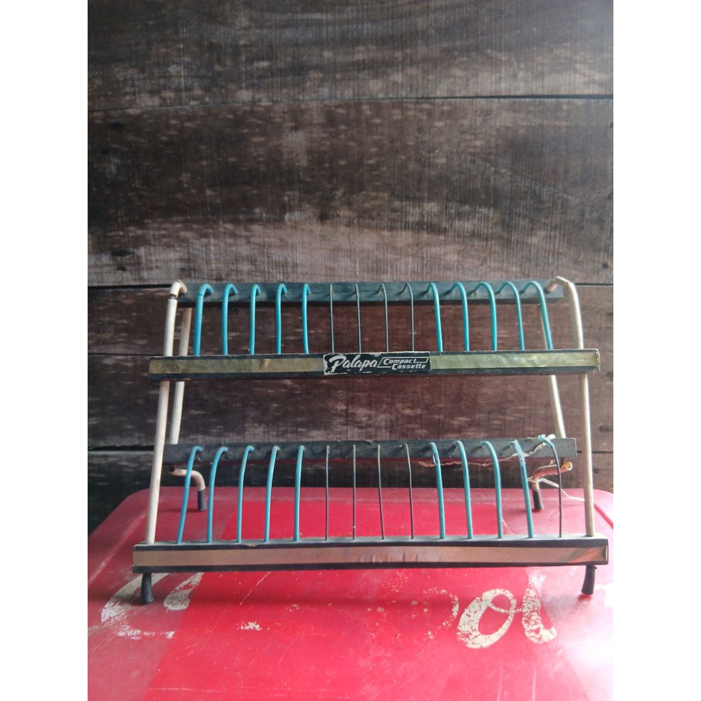 Rak kaset lama 125rb jadul antik vintage display lawas kuno