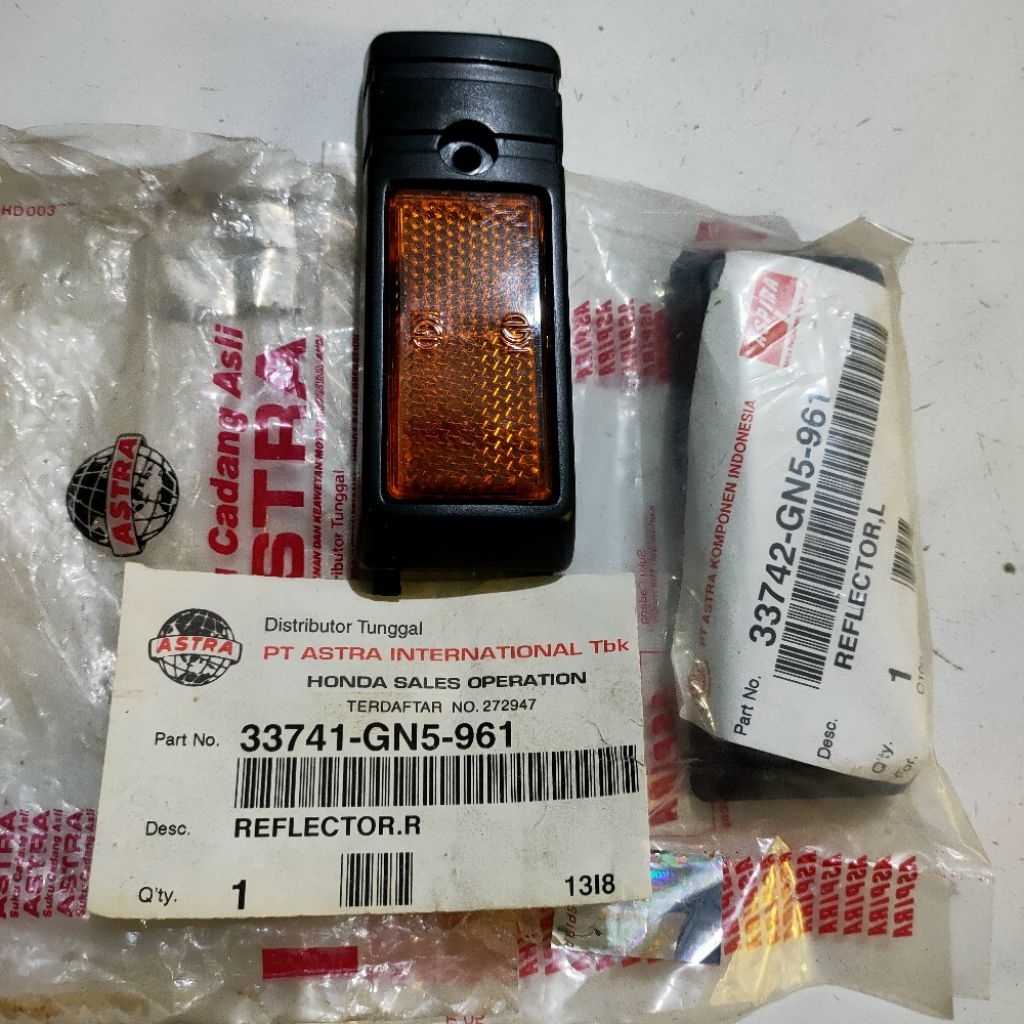 REFLEKTOR MATA KUCING ASTREA 800 STAR PRIMA NOS ORIGINAL AHM
