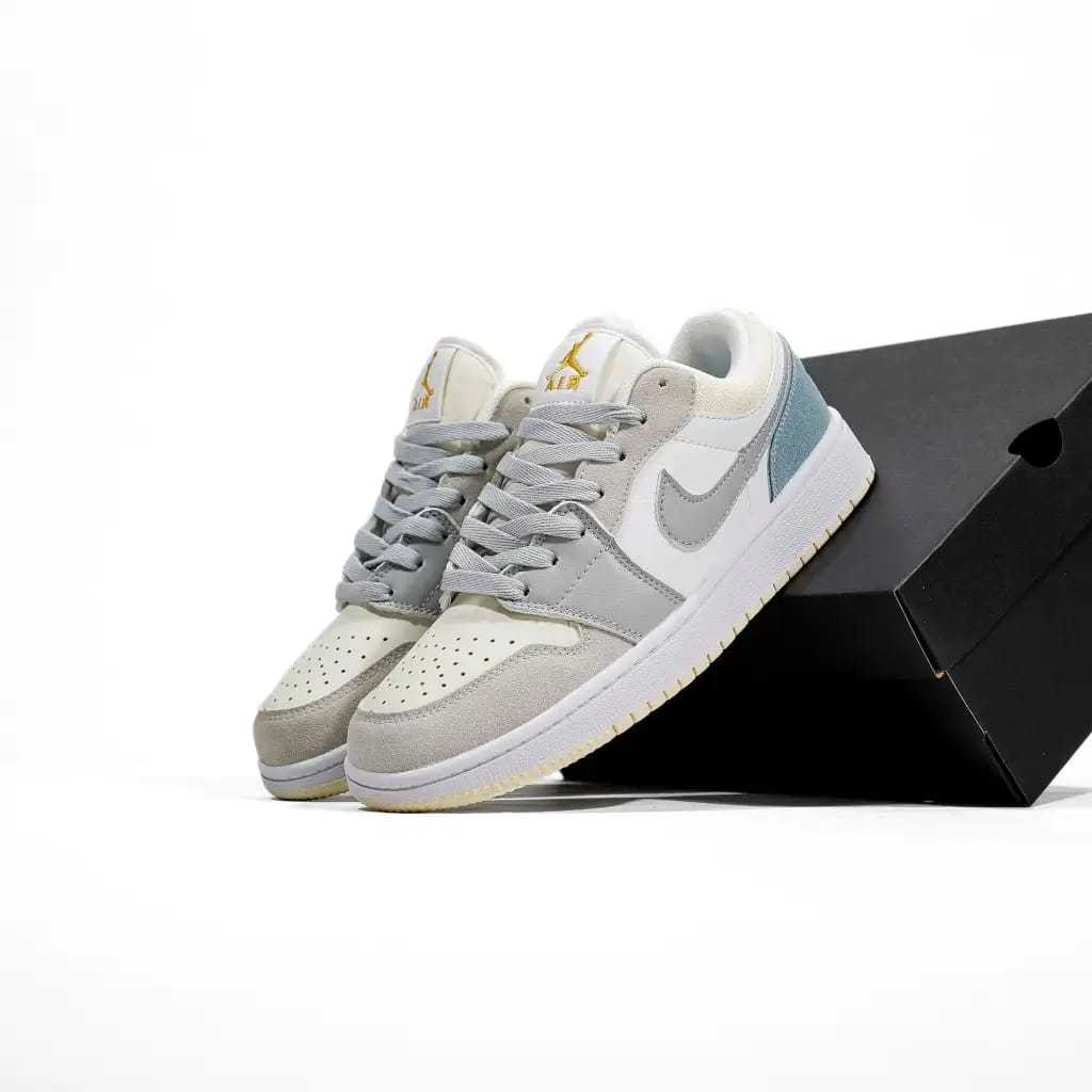 Air Jordan 1 Low Paris Cream Grey