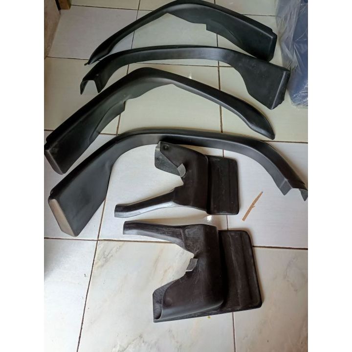 OVER FENDER KIJANG GRAND EXTRA OVER KIJANG SUPER LONG KIJANG JANTAN TAHUN 1986-1996 FENDER MOBIL
