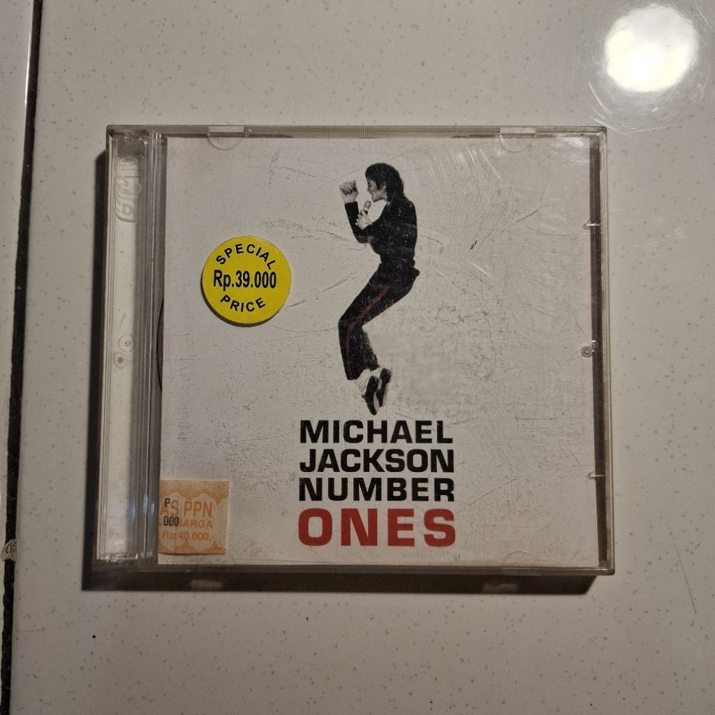 Kaset Cd Musik Michael Jackson - Number Ones Second