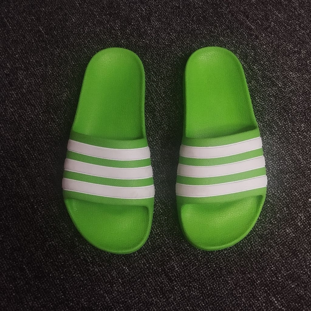sandal anak Adidas aqua slides original unisex