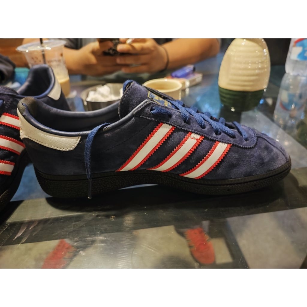 Adidas city series Munchen edge