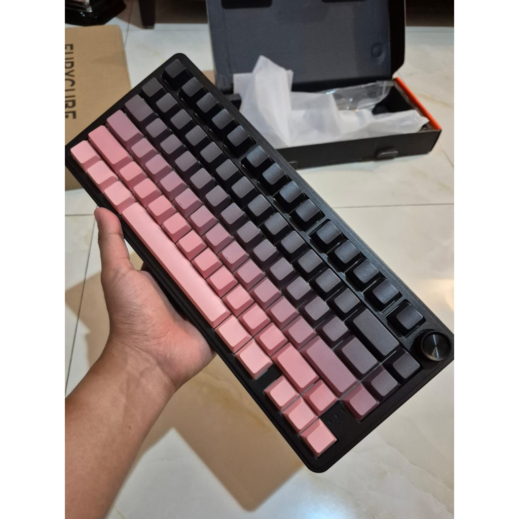 (Ex Review) Zifriend RX75 Pro and Deskmat Ataraxia