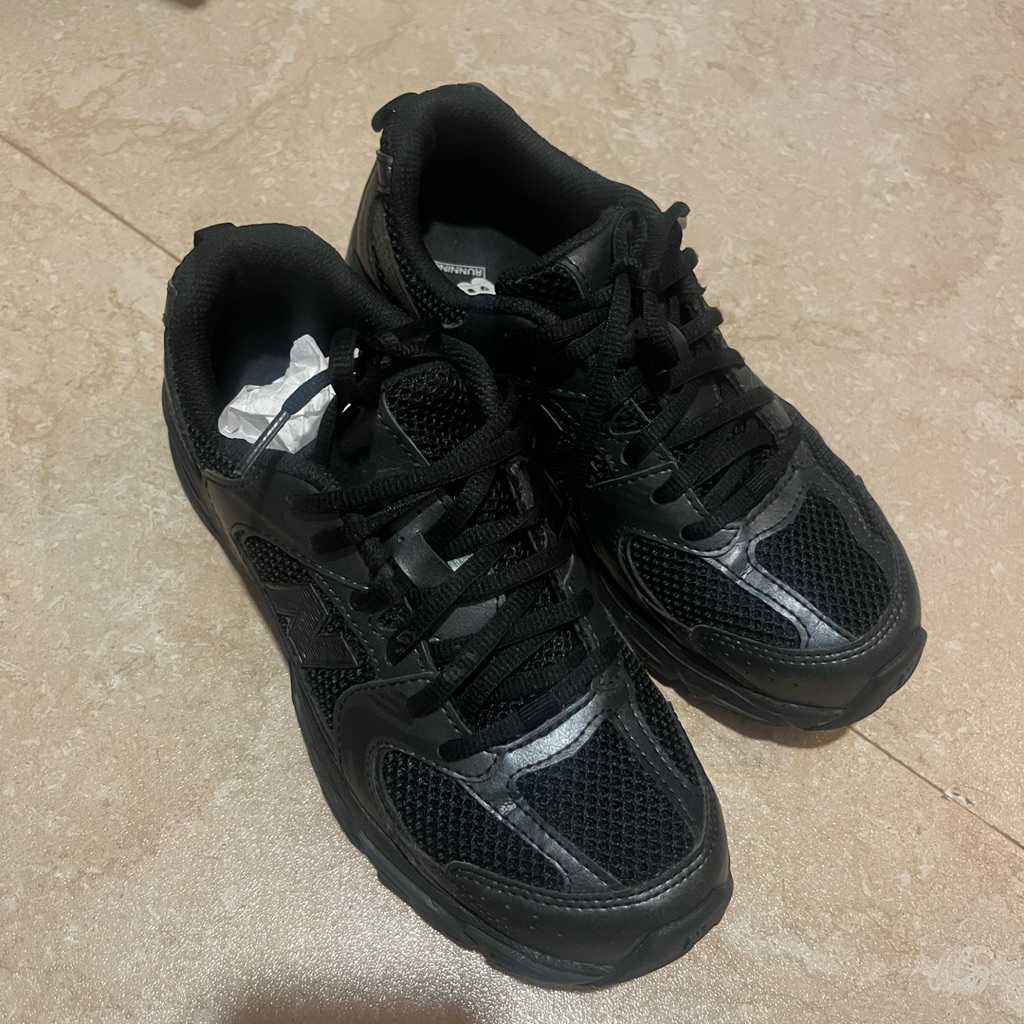 New Balance NB 530 Black Sneakers