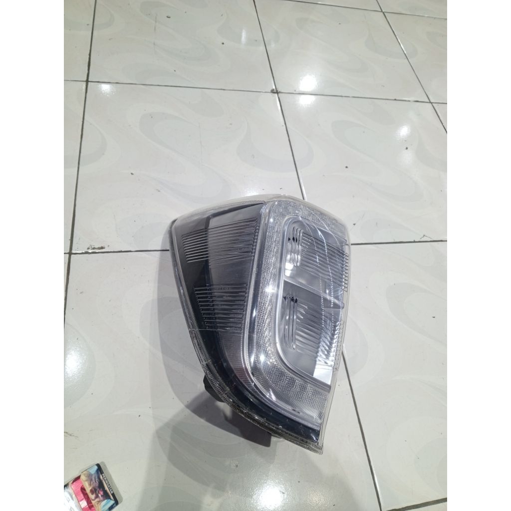 stoplamp rush Terios 2014-2016  original. lampu belakang rush Terios LED original