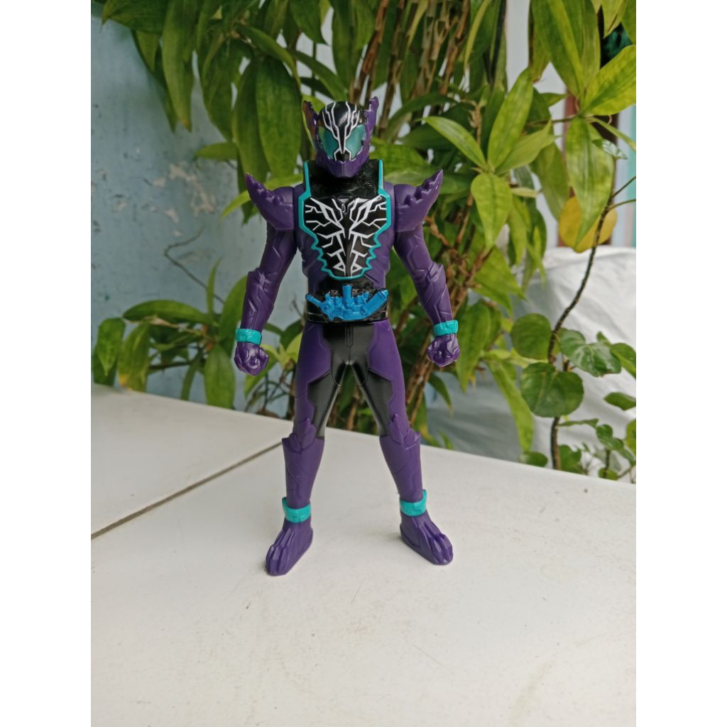 rhs kamen rider rogue tinggi -+17cm ori bandai