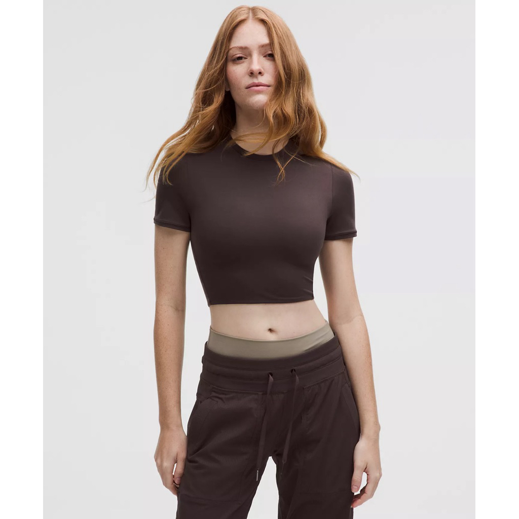 Lululemon - Wundermost Ultra-Soft Nulu Crewneck Cropped T-Shirt | Pilates Yoga Padel Outfit