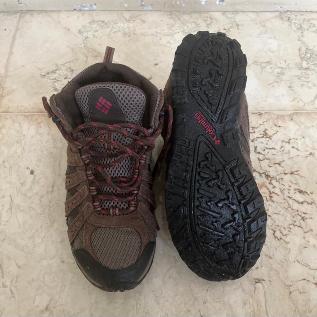 Preloved Ori Columbia OmniTech Women Waterproof Hiking and Trekking  Shoes