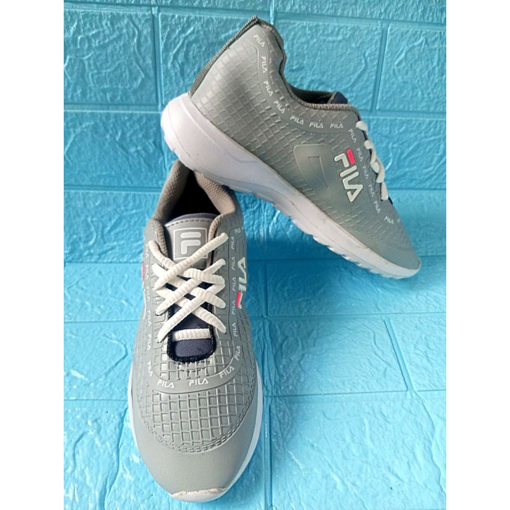 sepatu cewek sepatu olahraga