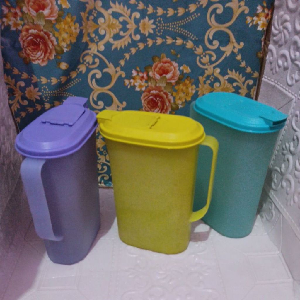 TEKO/JUG 2 LITER TUPPERWARE PL 1pc