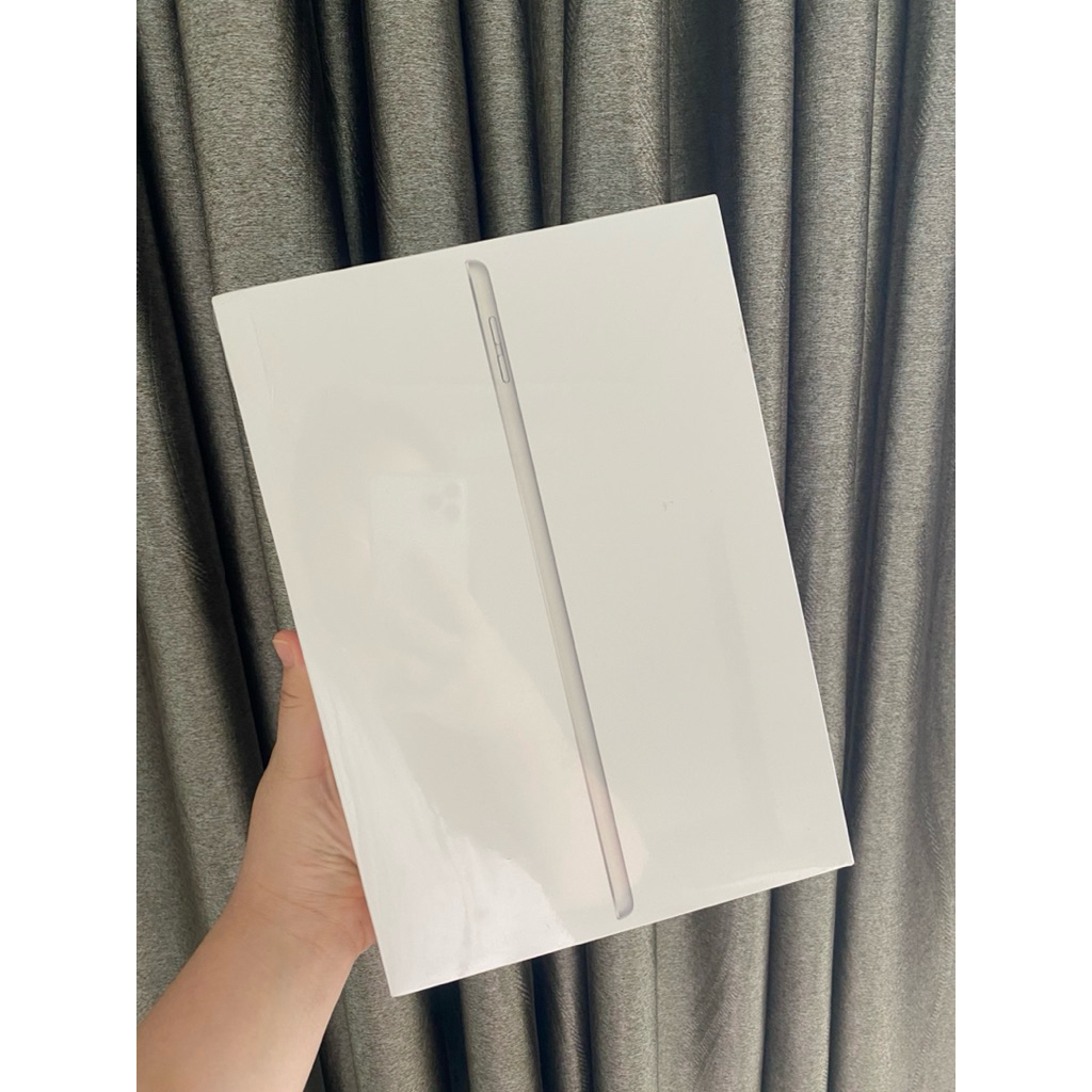 iPad 9th Gen WiFi 64GB Silver Garansi Resmi