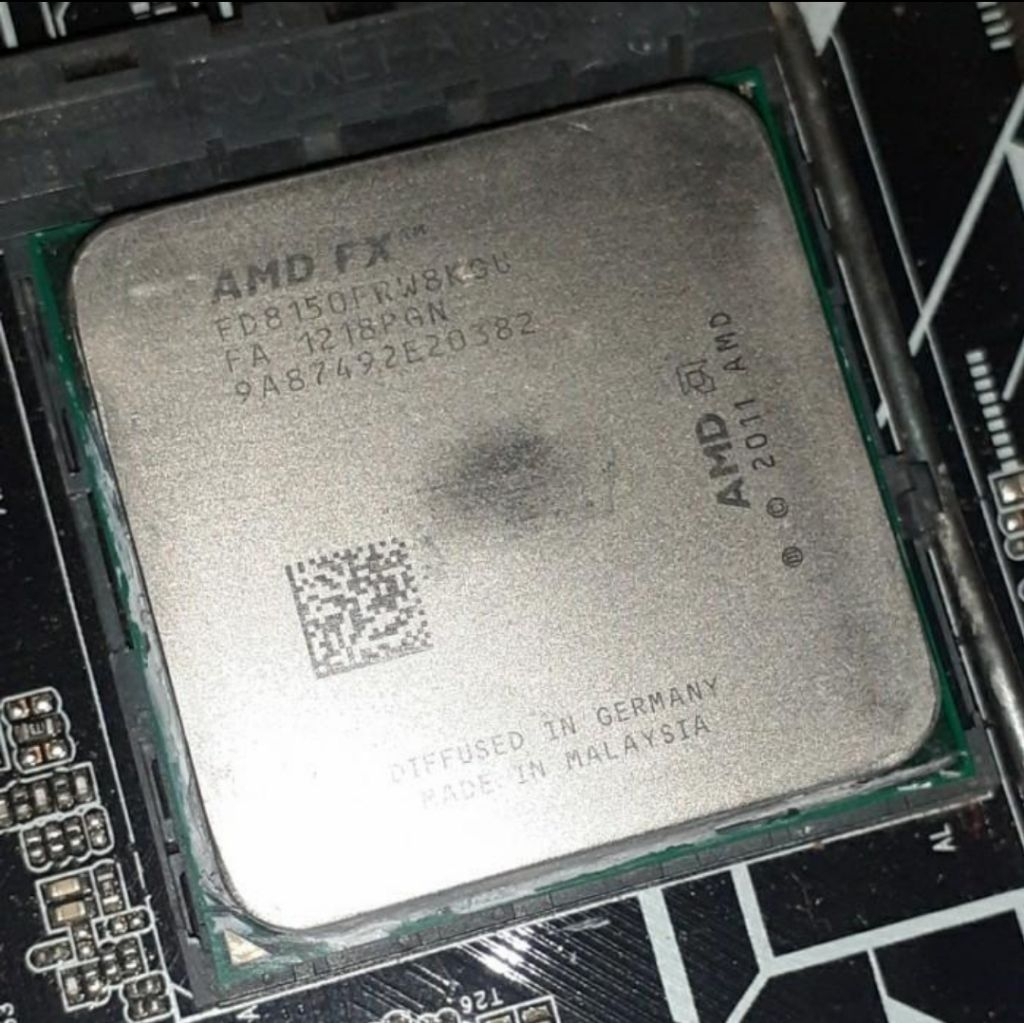 AMD FX 8150 Bulldozer 8 Core 4.2Ghz AM3+ FX8150 Not Vishera FX 8350