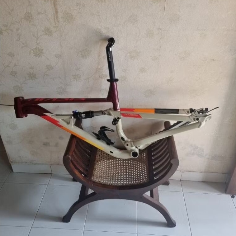 Frame Polygon Siskiu D5 2021 - Size M 27.5 Wheel - Mulus