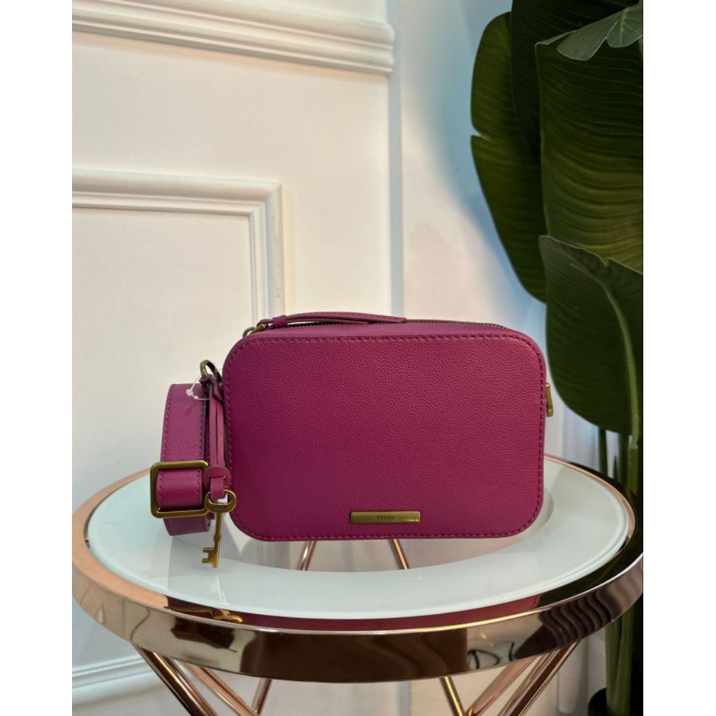 tasFossil Bryce Small Crossbody Medium Pink Shappire n