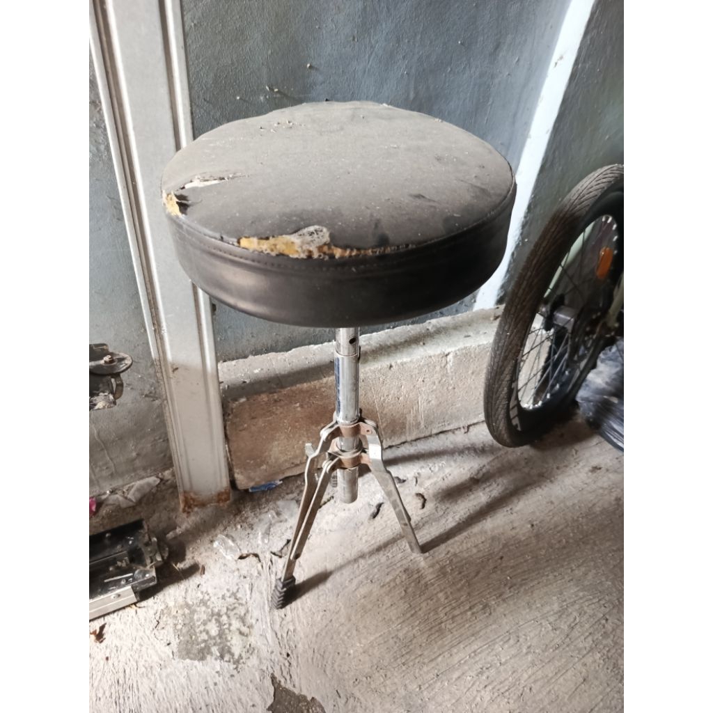 kursi drum bekas minus