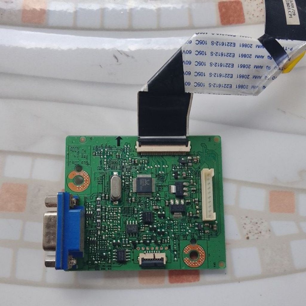 Mainboard monitor Acer P166HQL