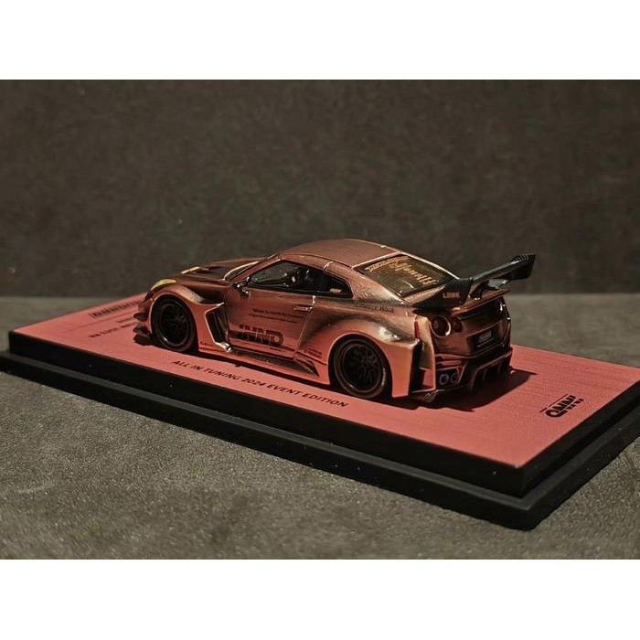 INNO 1:64 R35 LBWK Foshan Exhibition Edition Car Model Hidden version