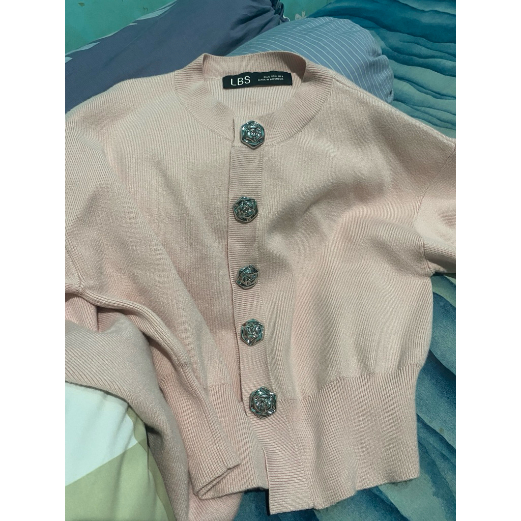 lookboutiquestore preloved san knit cardigan