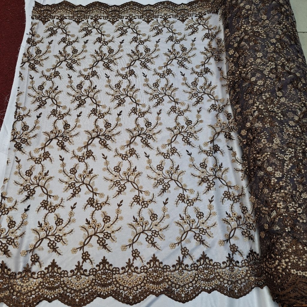 tile bordir motif bunga-bunga kecil premium/bahan kebaya/bahan gamis