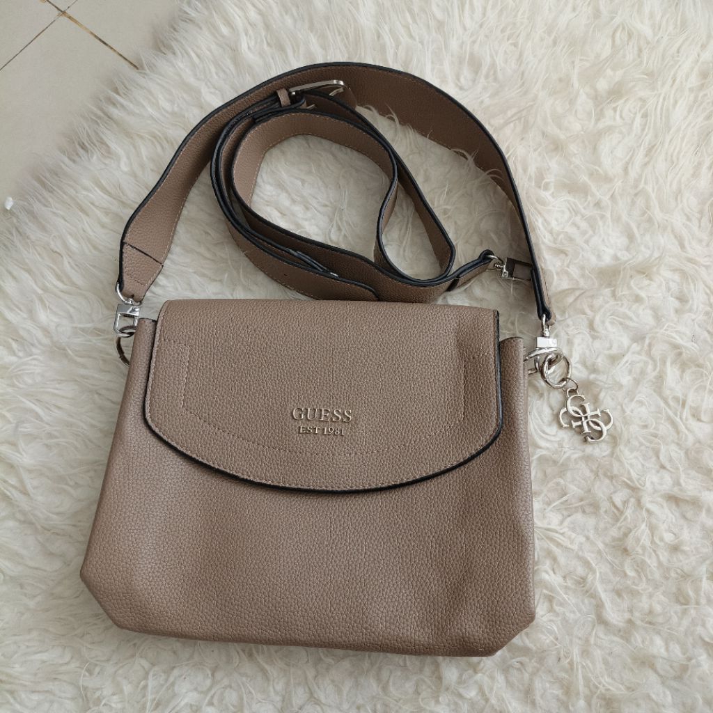 guess digital bag sling shoulder tas selempang bahu new bukan preloved bekas seken second
