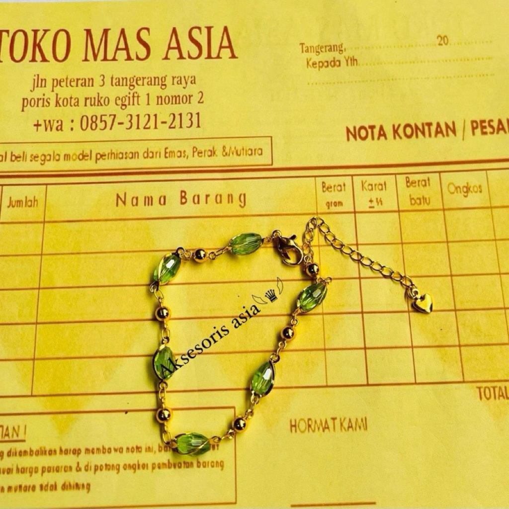 gelang permata hijau perhiasan wanita