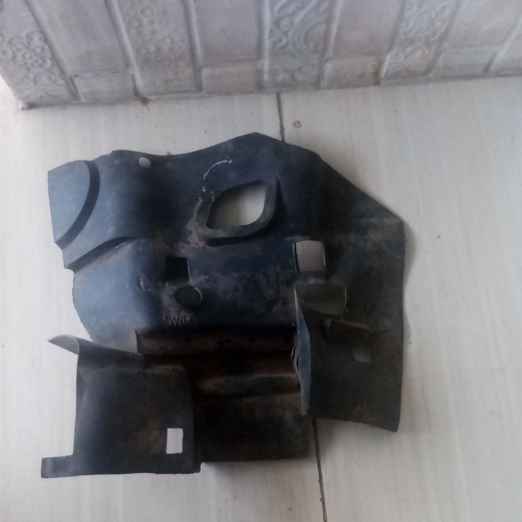 reflektor alas pelindung blok mesin Yamaha Mio sporty Mio soul karbu original copotan motor