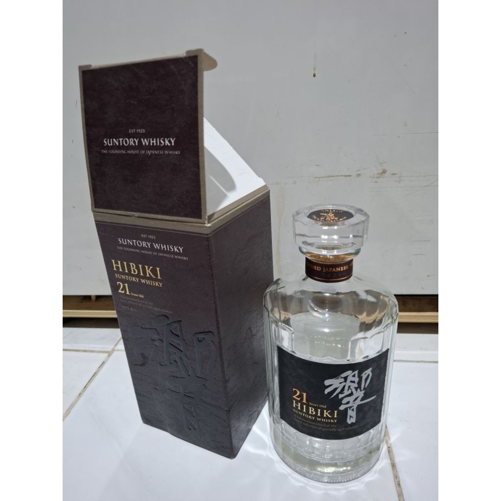 botol bekas hibiki 21