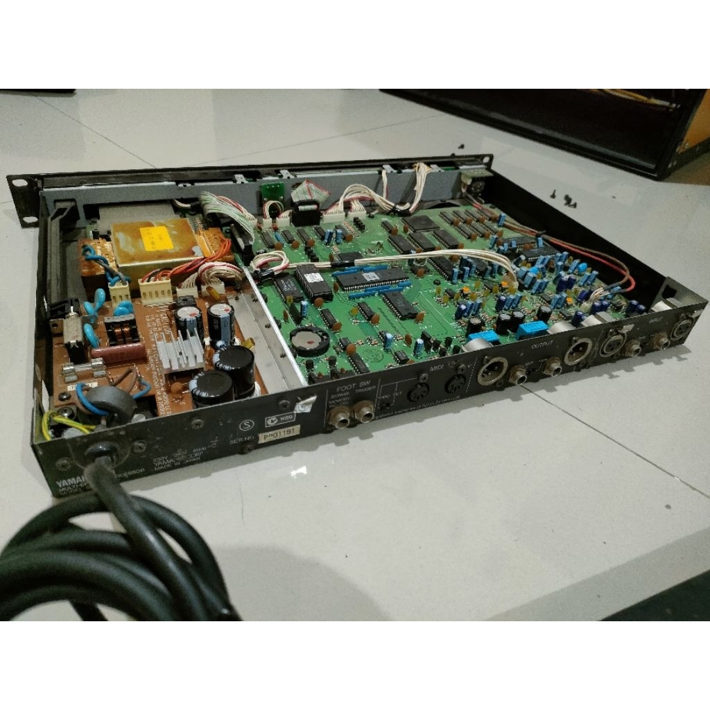 Efek Vokal Yamaha Spx 990 Bekas Second