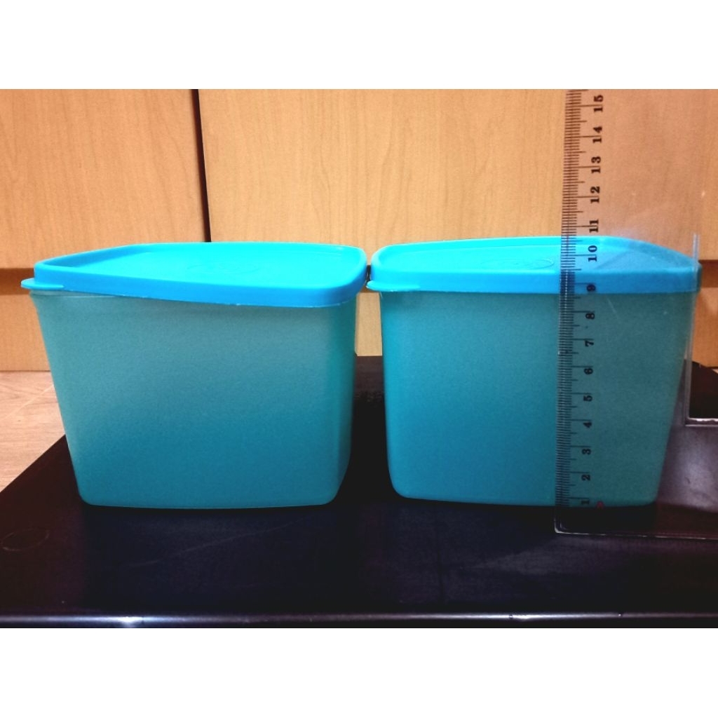 Toples TUPPERWARE Medium Square Round ORI