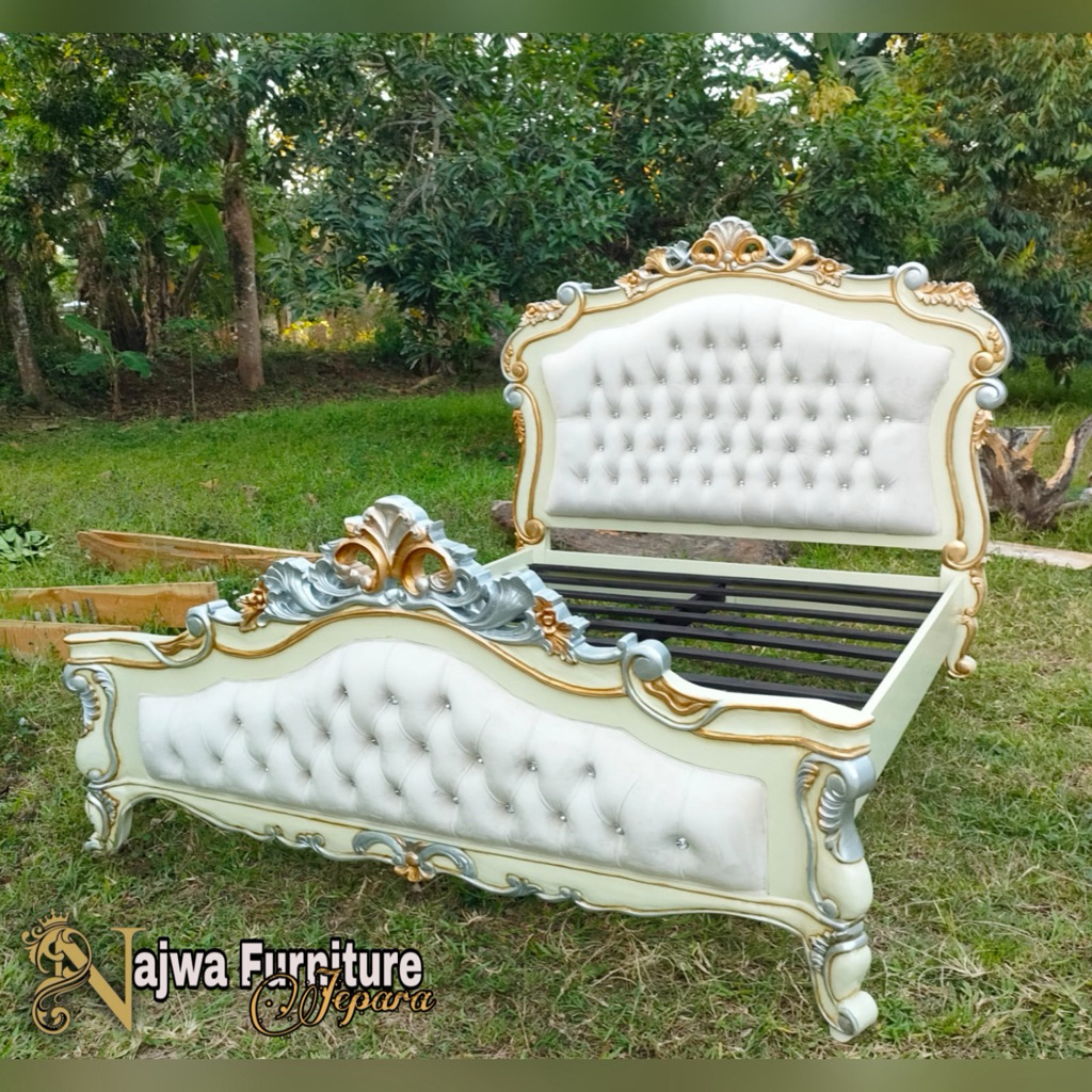 DIPAN TEMPAT TIDUR RANJANG JATI MEWAH TEMPAT TIDUR MEWAH KAYU JATI