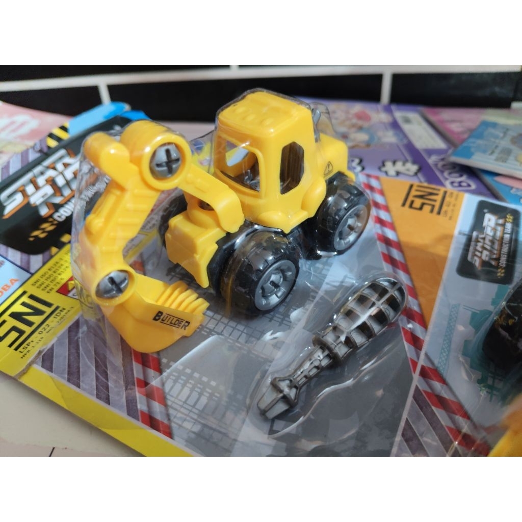 mainan kontruksi DIY / mainan rakit obeng / mobil truk beko stum / mainan anak edukasi