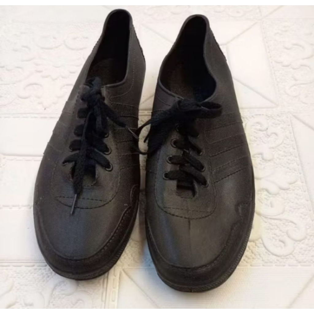 Yumeida TAIYOKO 38-43 Hitam Sepatu Bola Karet / Sepatu Futsal / Sepatu Kebun / Sepatu Pool